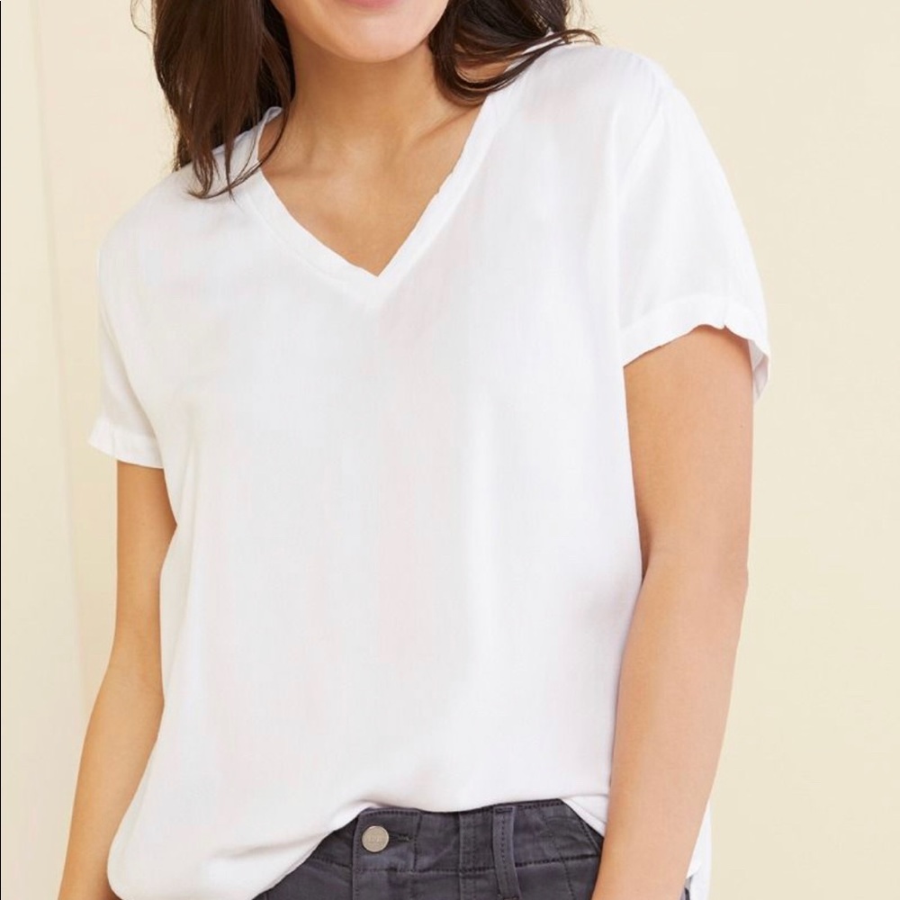 Cloth and stone v neck